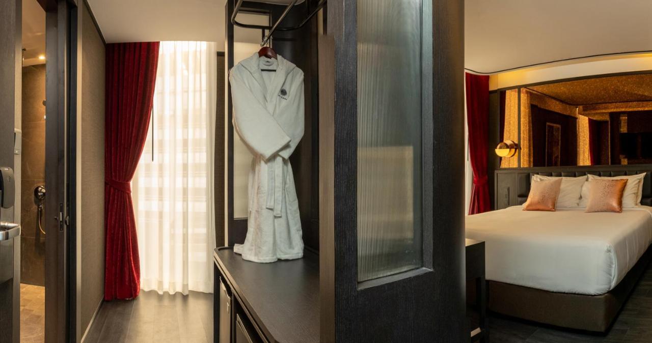 The Gravitique Hotel Khaosan Bangkok Exterior photo