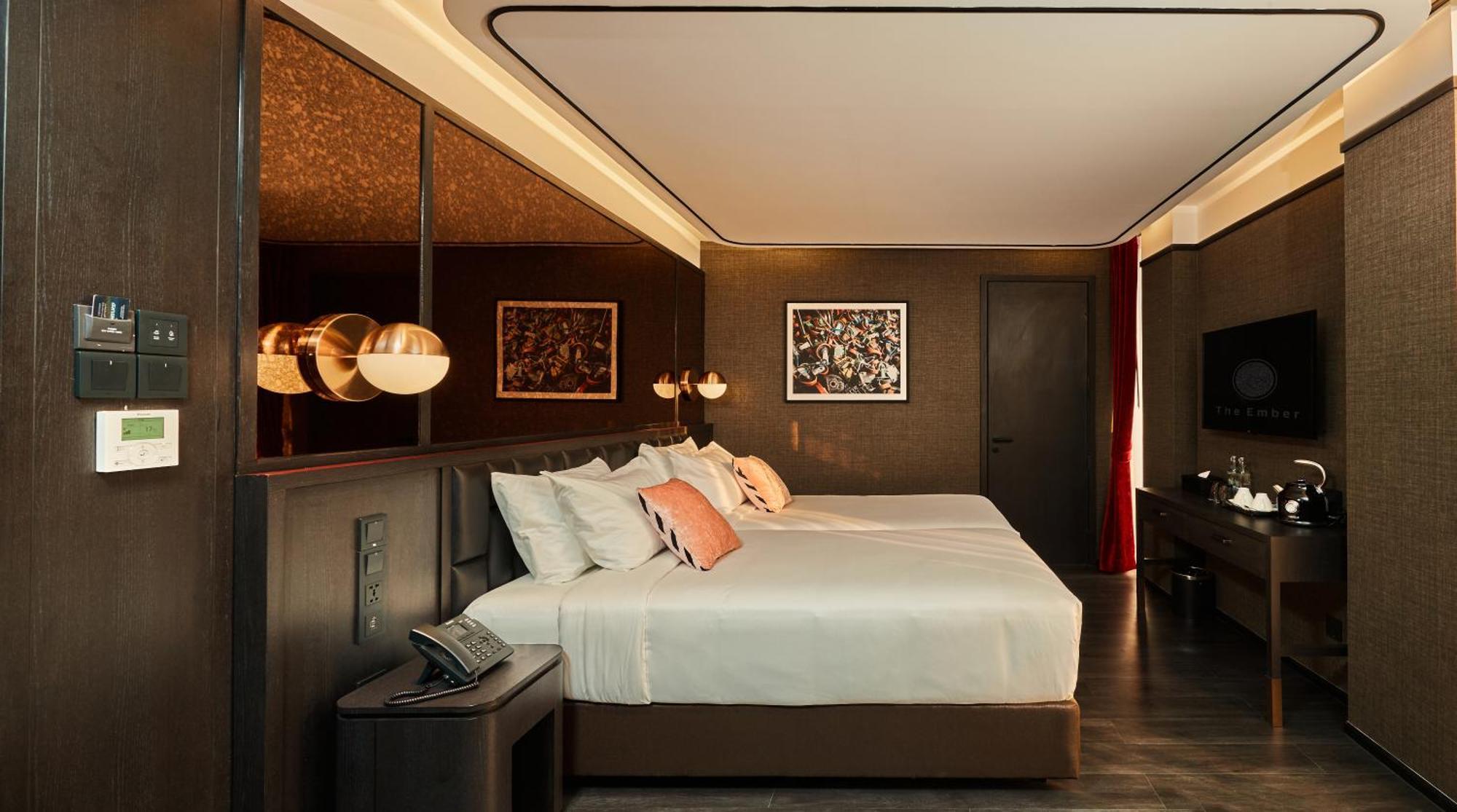 The Gravitique Hotel Khaosan Bangkok Exterior photo